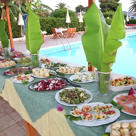 Holiday Giardino